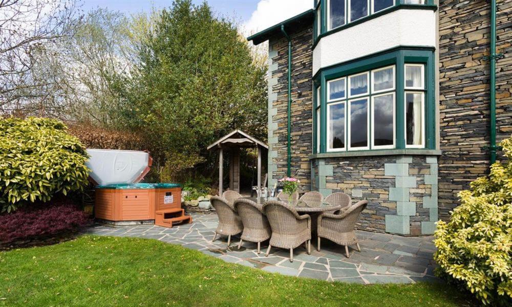 Bracken Howe Villa Ambleside Exterior photo